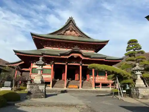 甲斐善光寺の本殿