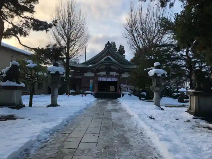 鹿嶋神社の本殿・本堂