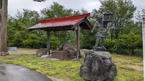 中富良野神社の手水