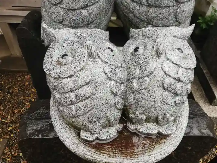 池袋御嶽神社の狛犬