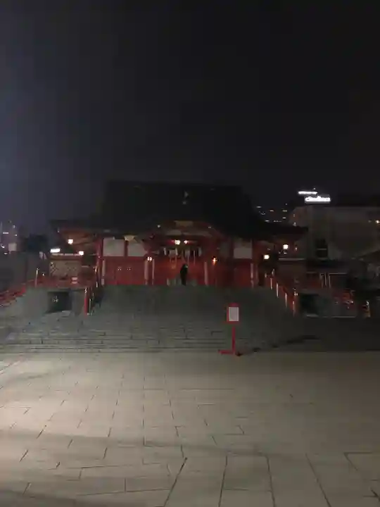 花園神社の本殿・本堂