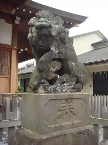 鵜ノ木八幡神社の狛犬