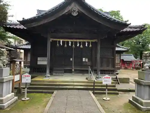 氷川神社の本殿