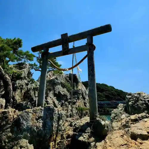猪鼻湖神社(静岡県)