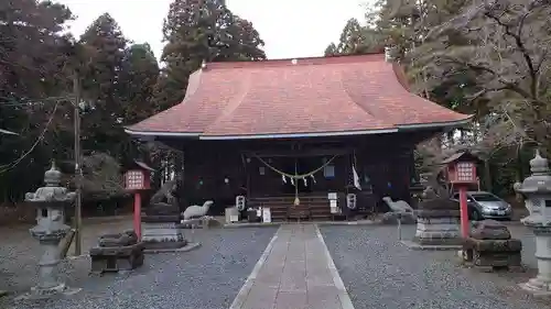 亀岡八幡宮の本殿