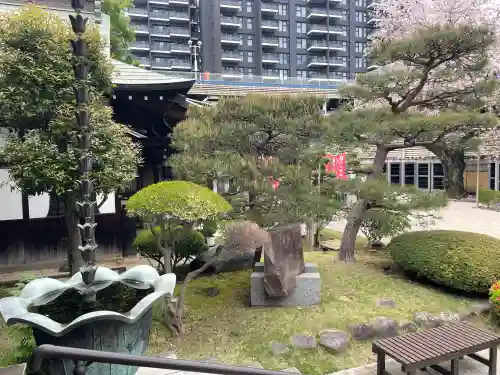 西雲寺の{uncategorized: "未分類", other: "その他", undefined: "問題あり", building: "その他建物", grave: "お墓", sacred_gate: "鳥居", guardian: "狛犬", statue: "像", buddha: "仏像", history: "歴史", nature: "自然", garden: "庭園", animal: "動物", pagoda: "塔", temizu: "手水舎", mountain_gate: "山門・神門", sanctuary: "本殿・本堂", subordinate: "末社・摂社", art: "芸術", scenery: "景色", jizo: "地蔵", ema: "絵馬", goshuin: "御朱印", omikuji: "おみくじ", items: "授与品その他", amulet: "お守り", goshuincho: "御朱印帳", eats: "食事", festival: "お祭り", votive_dance: "神楽", shichigosan: "七五三参", wedding: "結婚式", experience: "体験その他", initially: "初詣", around: "周辺", anti_infection: "感染症対策"}