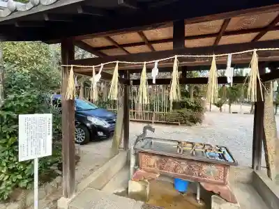 高山神社の{uncategorized: "未分類", other: "その他", undefined: "問題あり", building: "その他建物", grave: "お墓", sacred_gate: "鳥居", guardian: "狛犬", statue: "像", buddha: "仏像", history: "歴史", nature: "自然", garden: "庭園", animal: "動物", pagoda: "塔", temizu: "手水舎", mountain_gate: "山門・神門", sanctuary: "本殿・本堂", subordinate: "末社・摂社", art: "芸術", scenery: "景色", jizo: "地蔵", ema: "絵馬", goshuin: "御朱印", omikuji: "おみくじ", items: "授与品その他", amulet: "お守り", goshuincho: "御朱印帳", eats: "食事", festival: "お祭り", votive_dance: "神楽", shichigosan: "七五三参", wedding: "結婚式", experience: "体験その他", initially: "初詣", around: "周辺", anti_infection: "感染症対策"}