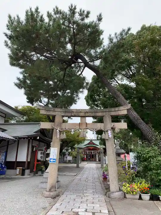 生島神社の鳥居