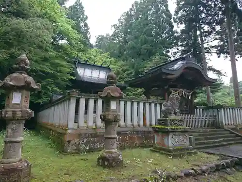 岡太神社の本殿