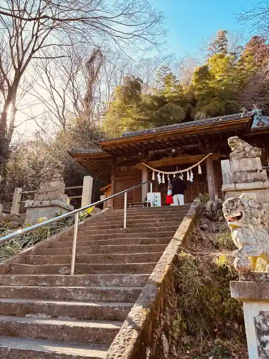 高尾山麓氷川神社(東京都)