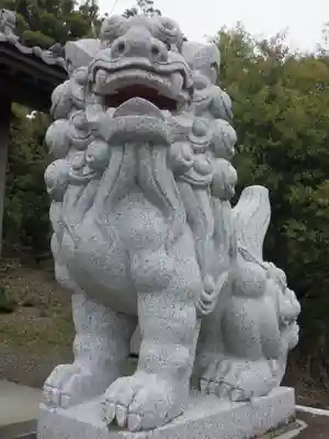八幡神社の狛犬