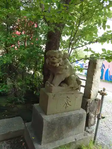 八剱八幡神社の狛犬