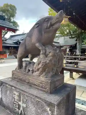護王神社の{uncategorized: "未分類", other: "その他", undefined: "問題あり", building: "その他建物", grave: "お墓", sacred_gate: "鳥居", guardian: "狛犬", statue: "像", buddha: "仏像", history: "歴史", nature: "自然", garden: "庭園", animal: "動物", pagoda: "塔", temizu: "手水舎", mountain_gate: "山門・神門", sanctuary: "本殿・本堂", subordinate: "末社・摂社", art: "芸術", scenery: "景色", jizo: "地蔵", ema: "絵馬", goshuin: "御朱印", omikuji: "おみくじ", items: "授与品その他", amulet: "お守り", goshuincho: "御朱印帳", eats: "食事", festival: "お祭り", votive_dance: "神楽", shichigosan: "七五三参", wedding: "結婚式", experience: "体験その他", initially: "初詣", around: "周辺", anti_infection: "感染症対策"}