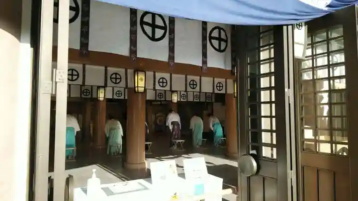 照國神社の本殿・本堂