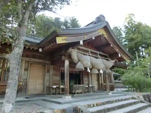 熊野大社の本殿・本堂