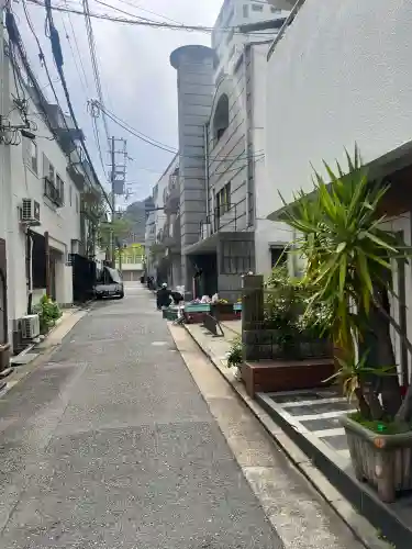 萬法寺の{uncategorized: "未分類", other: "その他", undefined: "問題あり", building: "その他建物", grave: "お墓", sacred_gate: "鳥居", guardian: "狛犬", statue: "像", buddha: "仏像", history: "歴史", nature: "自然", garden: "庭園", animal: "動物", pagoda: "塔", temizu: "手水舎", mountain_gate: "山門・神門", sanctuary: "本殿・本堂", subordinate: "末社・摂社", art: "芸術", scenery: "景色", jizo: "地蔵", ema: "絵馬", goshuin: "御朱印", omikuji: "おみくじ", items: "授与品その他", amulet: "お守り", goshuincho: "御朱印帳", eats: "食事", festival: "お祭り", votive_dance: "神楽", shichigosan: "七五三参", wedding: "結婚式", experience: "体験その他", initially: "初詣", around: "周辺", anti_infection: "感染症対策"}