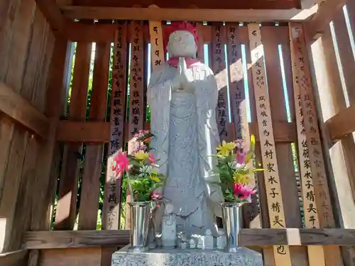 成田山神護寺の地蔵