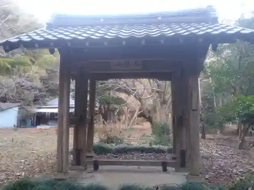 瑞雲寺の山門