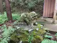 秋葉神社の狛犬