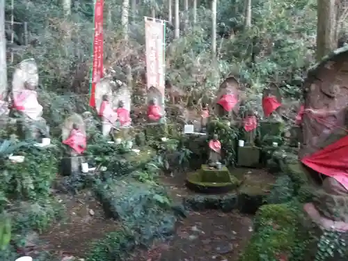 飯盛神社の地蔵