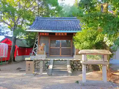 雨宮社の末社・摂社