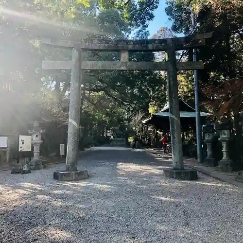 六所神社の鳥居