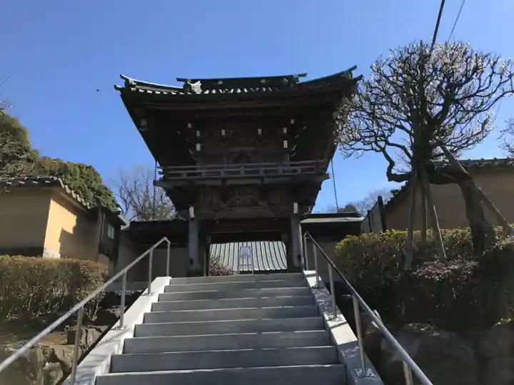 高松寺の山門・神門