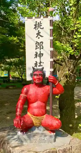 桃太郎神社の像