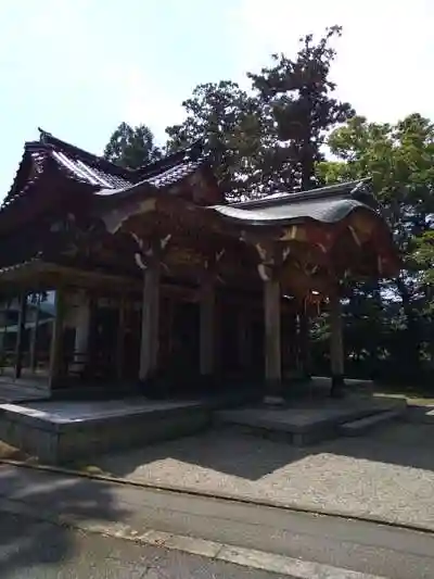 級長戸辺神社の本殿