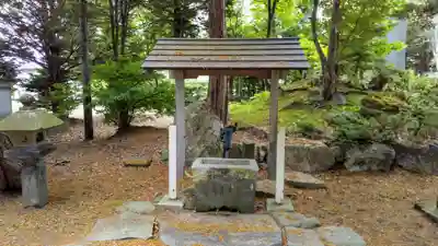 芽生神社の手水舎