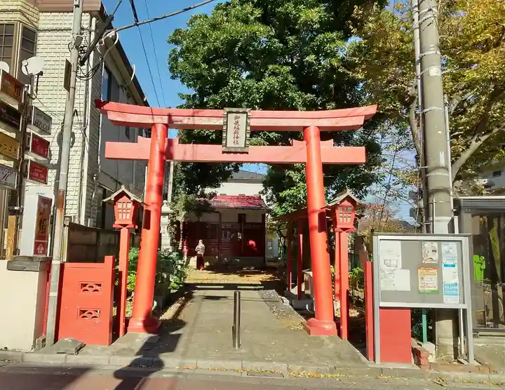 御蔵稲荷神社の鳥居