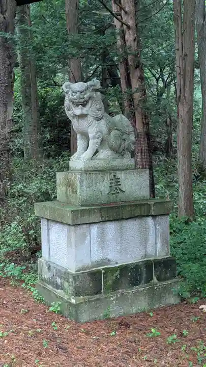 十勝神社の狛犬