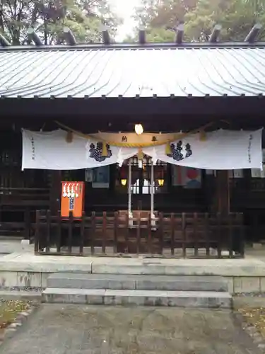 酒折宮の本殿・本堂