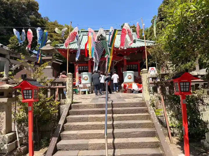 海南神社の{uncategorized: "未分類", other: "その他", undefined: "問題あり", building: "その他建物", grave: "お墓", sacred_gate: "鳥居", guardian: "狛犬", statue: "像", buddha: "仏像", history: "歴史", nature: "自然", garden: "庭園", animal: "動物", pagoda: "塔", temizu: "手水舎", mountain_gate: "山門・神門", sanctuary: "本殿・本堂", subordinate: "末社・摂社", art: "芸術", scenery: "景色", jizo: "地蔵", ema: "絵馬", goshuin: "御朱印", omikuji: "おみくじ", items: "授与品その他", amulet: "お守り", goshuincho: "御朱印帳", eats: "食事", festival: "お祭り", votive_dance: "神楽", shichigosan: "七五三参", wedding: "結婚式", experience: "体験その他", initially: "初詣", around: "周辺", anti_infection: "感染症対策"}
