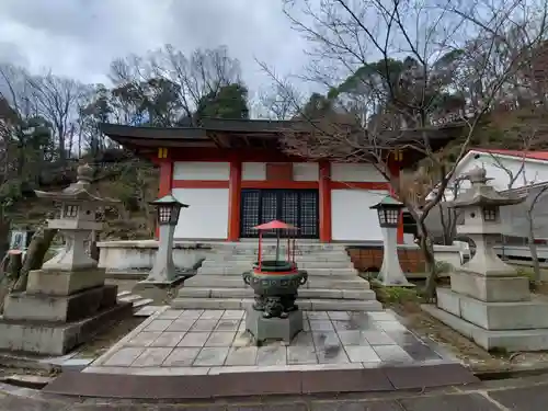 雷聲寺の本殿・本堂