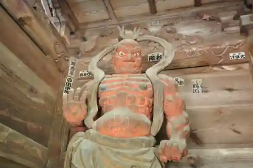 根香寺の像