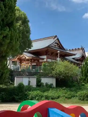 岩国白蛇神社の本殿