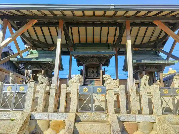 秋葉社・金刀比羅宮・天照皇大神宮の本殿・本堂