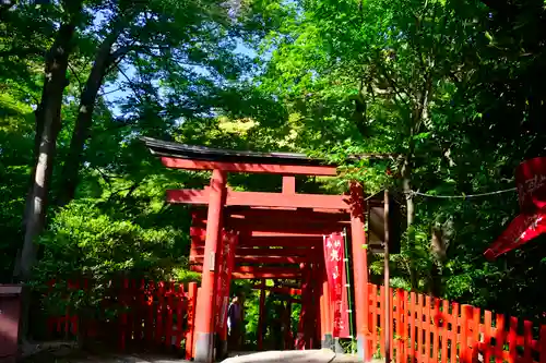 鶴岡八幡宮の末社・摂社