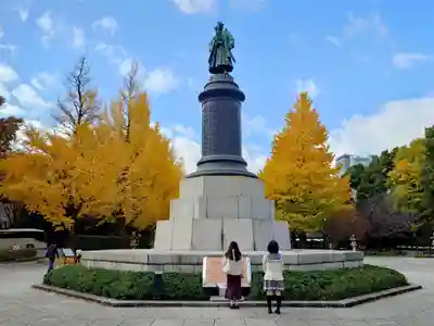 靖國神社の像