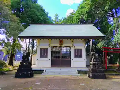 六所社（郷中）の本殿・本堂