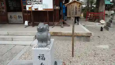 三輪神社の狛犬