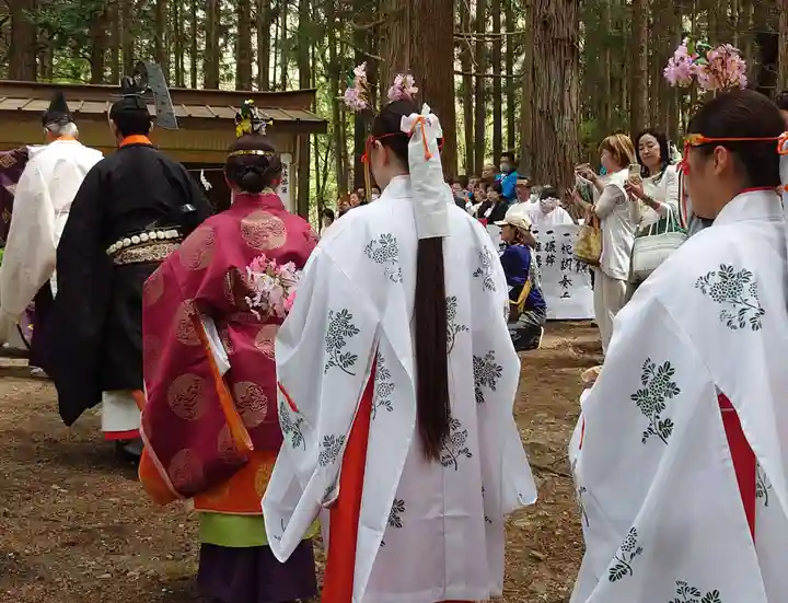 雛鶴神社(山梨県)