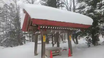 興部神社の手水舎