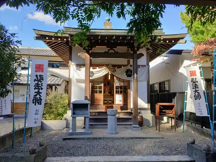 宝寿院の末社・摂社