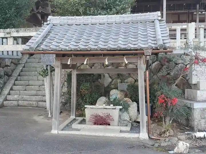 檜尾神社の手水舎