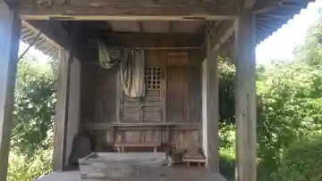 緒方観音堂の本殿・本堂