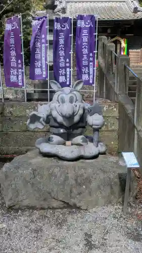 下野 星宮神社の{uncategorized: "未分類", other: "その他", undefined: "問題あり", building: "その他建物", grave: "お墓", sacred_gate: "鳥居", guardian: "狛犬", statue: "像", buddha: "仏像", history: "歴史", nature: "自然", garden: "庭園", animal: "動物", pagoda: "塔", temizu: "手水舎", mountain_gate: "山門・神門", sanctuary: "本殿・本堂", subordinate: "末社・摂社", art: "芸術", scenery: "景色", jizo: "地蔵", ema: "絵馬", goshuin: "御朱印", omikuji: "おみくじ", items: "授与品その他", amulet: "お守り", goshuincho: "御朱印帳", eats: "食事", festival: "お祭り", votive_dance: "神楽", shichigosan: "七五三参", wedding: "結婚式", experience: "体験その他", initially: "初詣", around: "周辺", anti_infection: "感染症対策"}