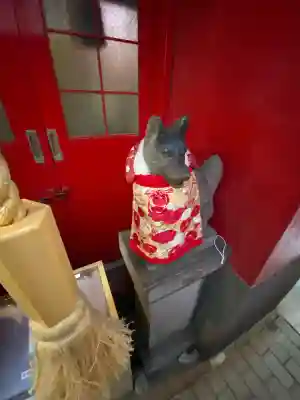 豊岩稲荷神社の{uncategorized: "未分類", other: "その他", undefined: "問題あり", building: "その他建物", grave: "お墓", sacred_gate: "鳥居", guardian: "狛犬", statue: "像", buddha: "仏像", history: "歴史", nature: "自然", garden: "庭園", animal: "動物", pagoda: "塔", temizu: "手水舎", mountain_gate: "山門・神門", sanctuary: "本殿・本堂", subordinate: "末社・摂社", art: "芸術", scenery: "景色", jizo: "地蔵", ema: "絵馬", goshuin: "御朱印", omikuji: "おみくじ", items: "授与品その他", amulet: "お守り", goshuincho: "御朱印帳", eats: "食事", festival: "お祭り", votive_dance: "神楽", shichigosan: "七五三参", wedding: "結婚式", experience: "体験その他", initially: "初詣", around: "周辺", anti_infection: "感染症対策"}