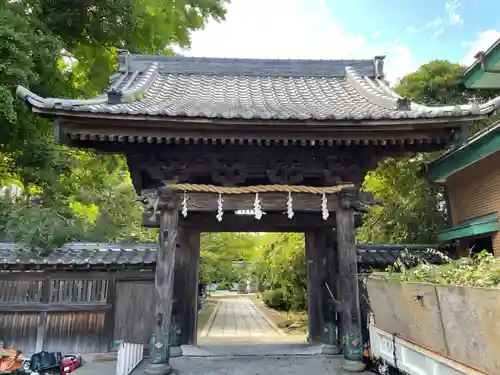長勝寺の山門・神門